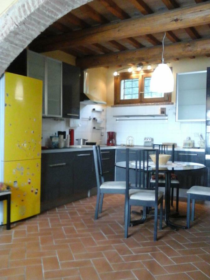 Ferienwohnung Casa Agostini Lari Exterior foto